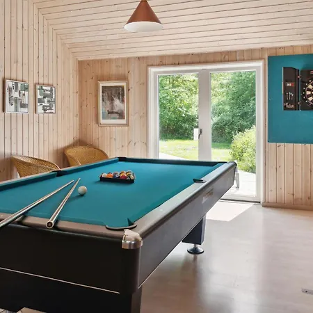 Hummingen Strandvej Ix Feriehus *