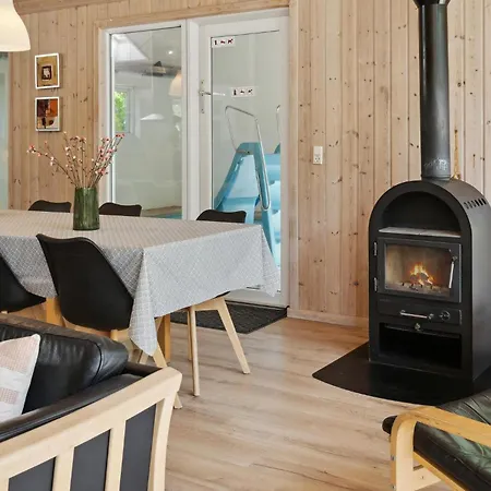 Дом отдыха Awesome In With Sauna Dannemare