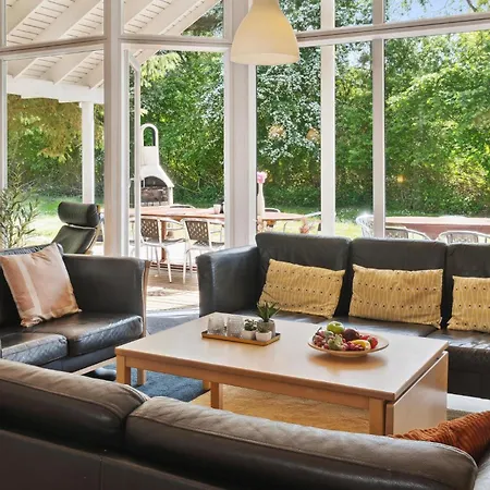 Дом отдыха Awesome In With Sauna *