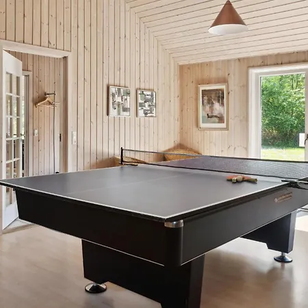 Lovely In With Sauna Feriehus *